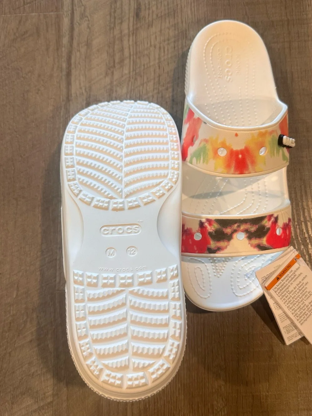 Unisex  NEW Crocs Classic Tie-Dye Graphic Two-Strap Sandals – M12/W14